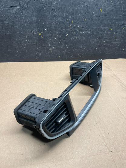 2017 to 2019 Hyundai Ioniq Center Console Radio Air Vent Bezel Trim R6293 DG1