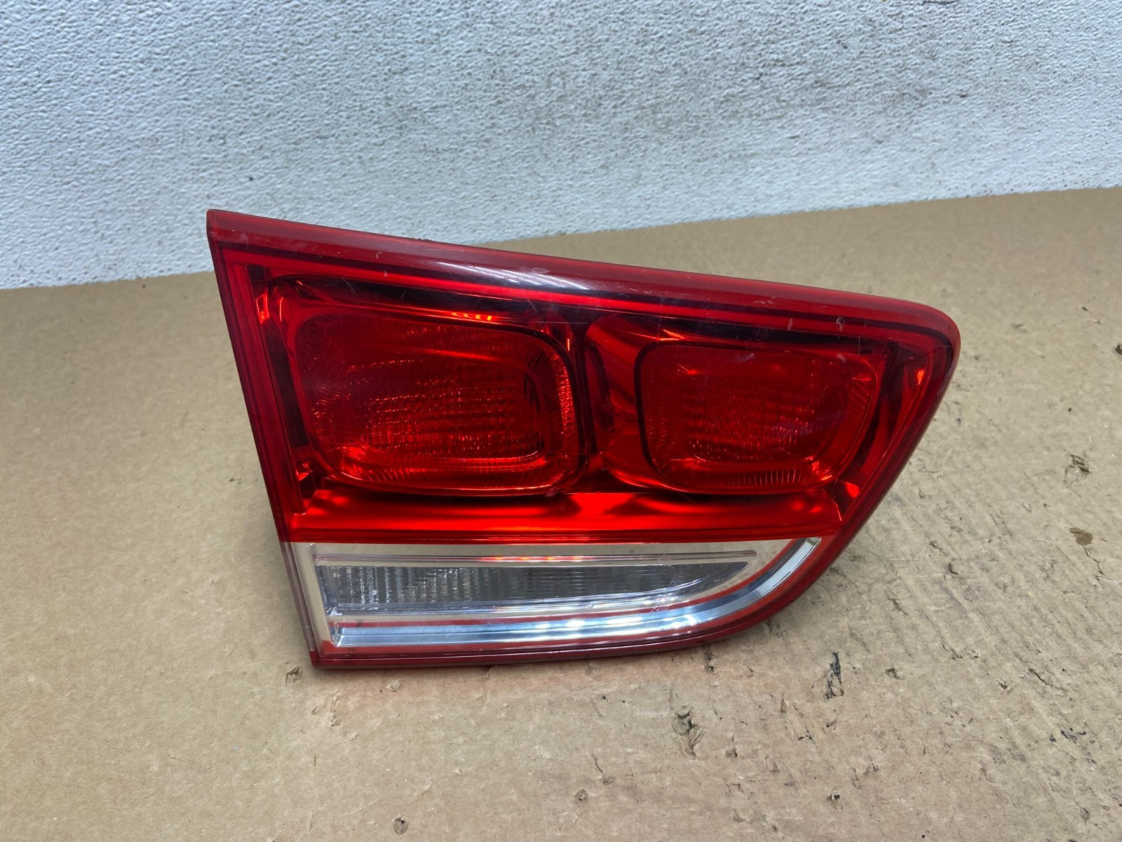 2016 2017 2018 Kia Sorento Left Driver LH Inner Tail Light AF8123 DW0