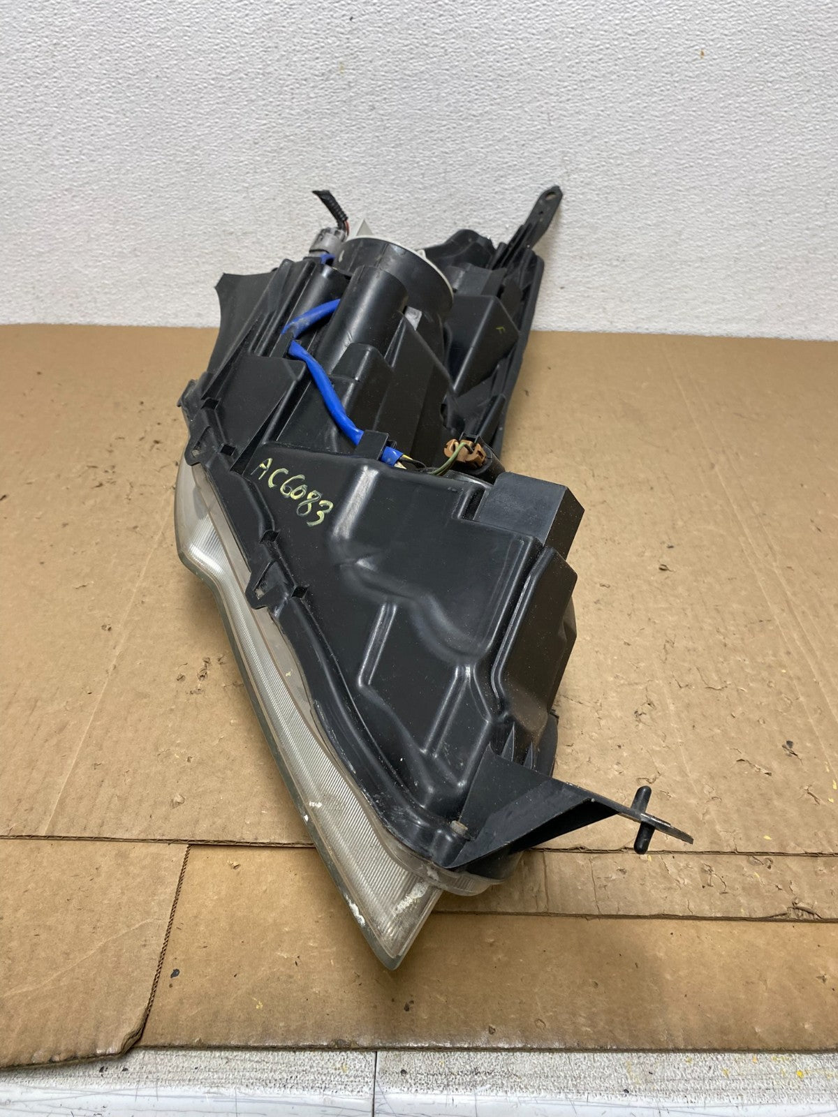 2013 2014 Subaru Legacy Outback Left Driver Halogen Headlight AC6083 DW5