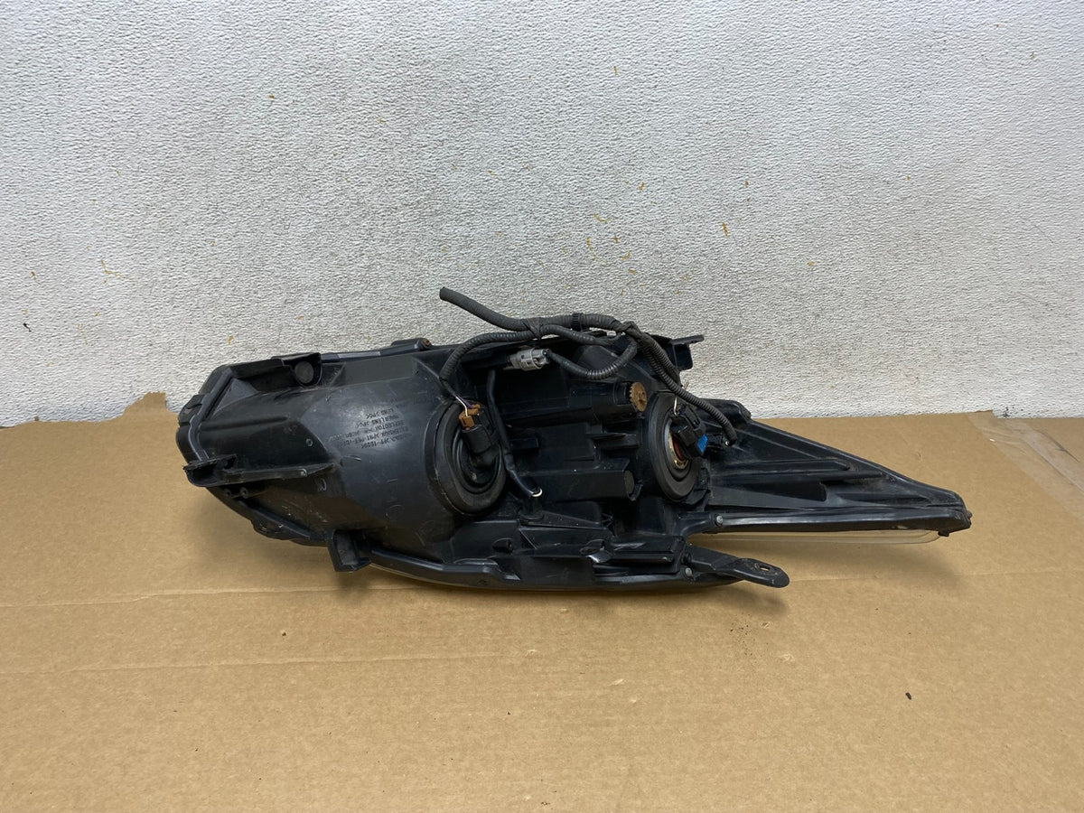 2010 - 2011 Toyota Prius Left Driver LH Blue Halogen Headlight AH7735 DW4