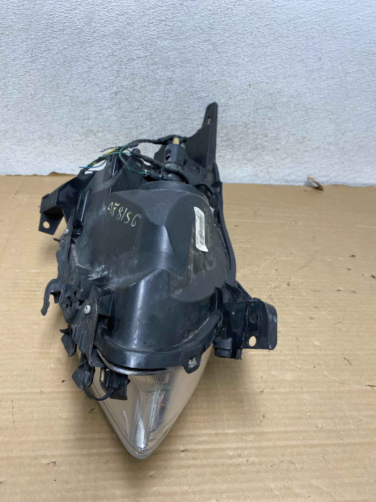 Sedan 2010 2011 2012 Nissan Altima Left Driver Side Headlight AG8156 DW7