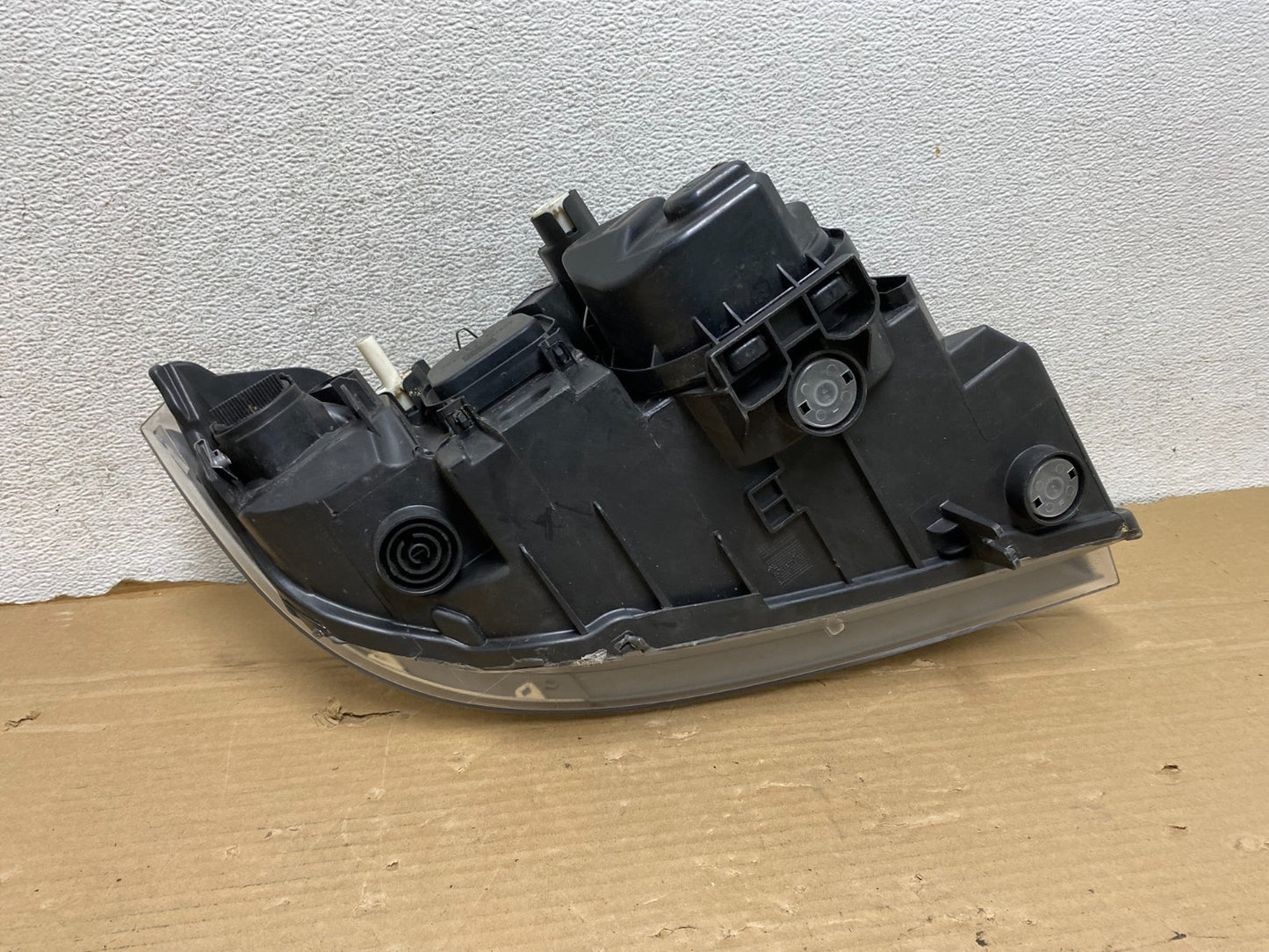 2009-2011 Bmw 3 Series 328i 4/D Sedan Left Driver Headlight Halogen AG8146 DW6