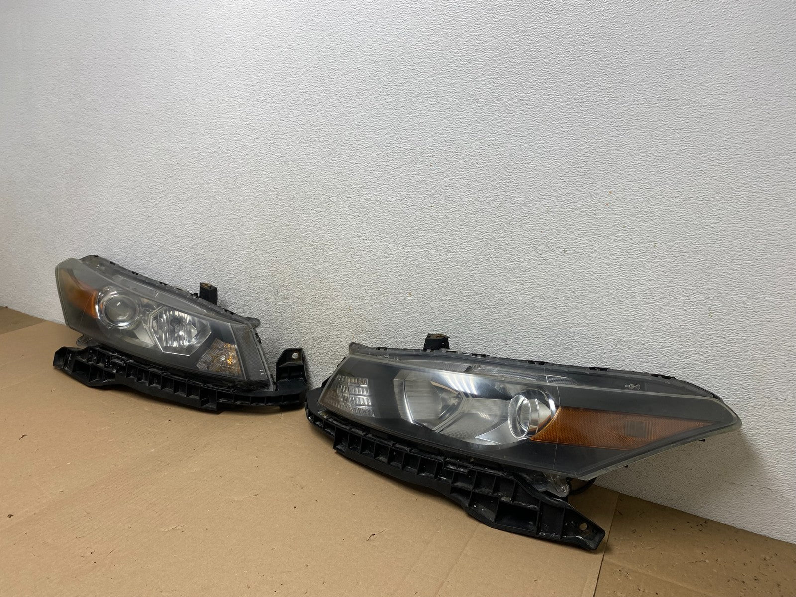 2008 to 2012 Honda Accord Coupe Left+Right Side Headlights AF3042 DW1