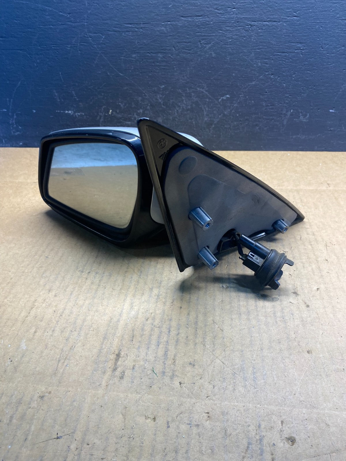 2011 - 2013 BMW 528i 535i F10 Left Driver LH Door View Mirror AC2804 DG9