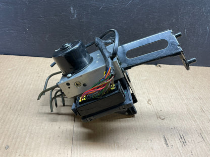 BMW ABS Anti-Lock Brake Pump 6752639 OEM D85150