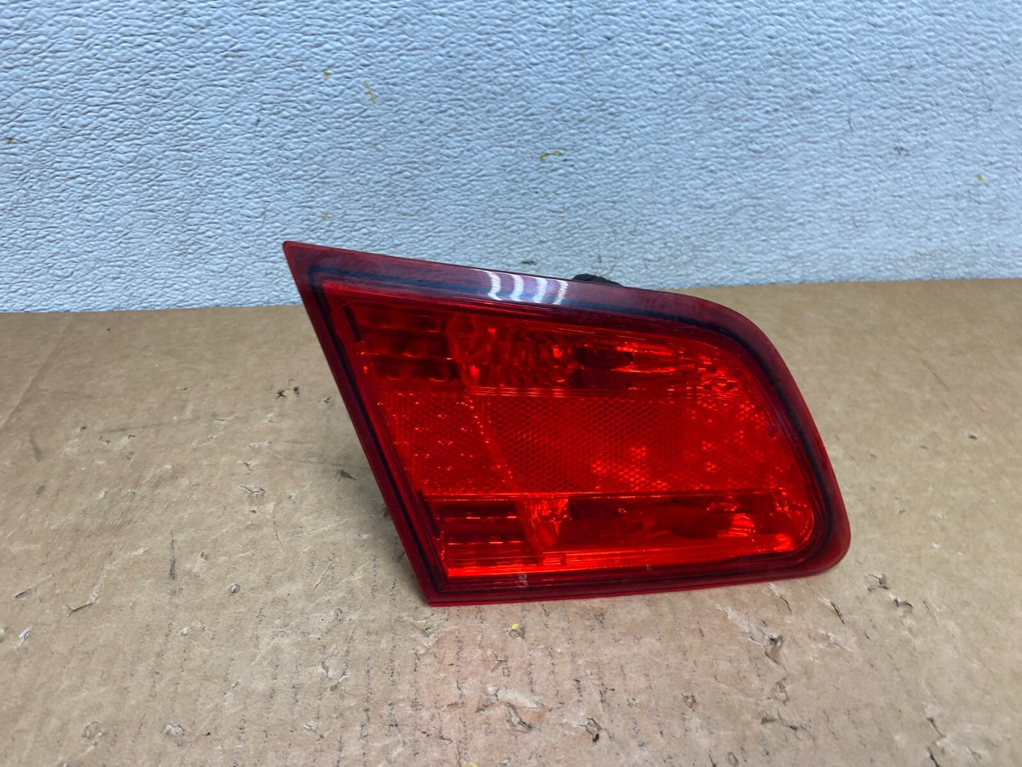 2010-2014 Subaru Legacy Left Driver LH Side Tail Light Inner I0309 KC0