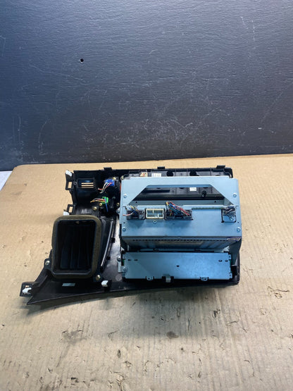 2006 - 2011 Honda Civic Radio AM/FM Climate Control Air Vent Bezel AC2419 DG5