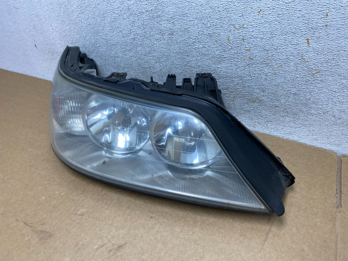 2005 to 2011 Lincoln Town Car Right Passenger Rh Side Headlight AI2616 DW1