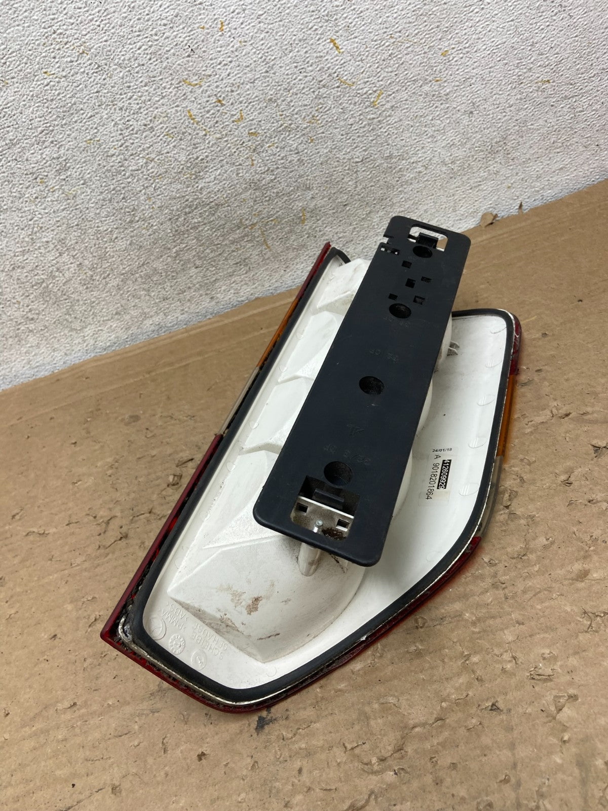 2002-2006 Mercedes Dodge Sprinter Right Passenger Rh Tail Light ah9149 DG7
