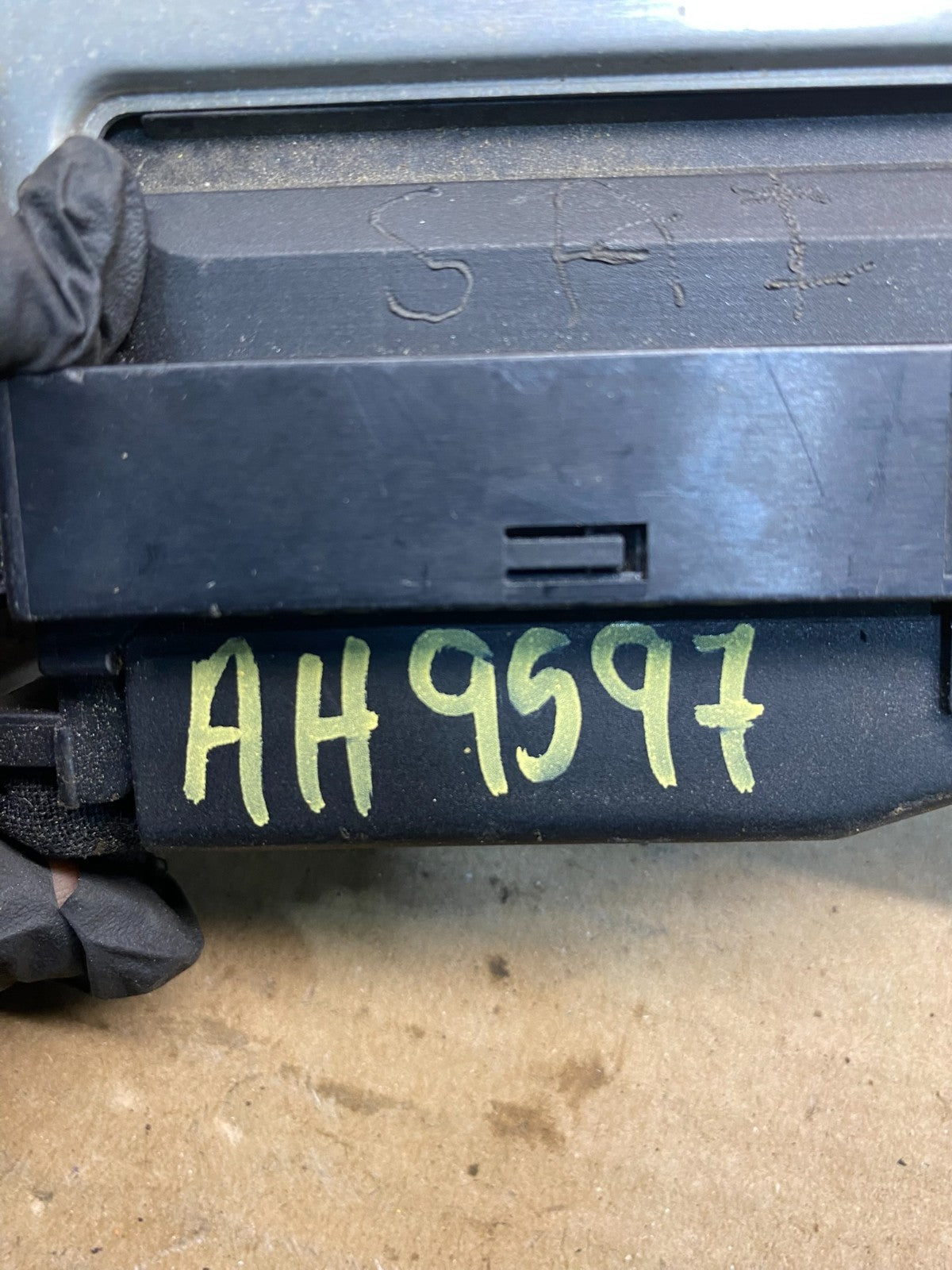 1998 to 2000 Audi A4 1.8L Engine Computer Ecu Pcm Ecm Pcu AH9597 DG3