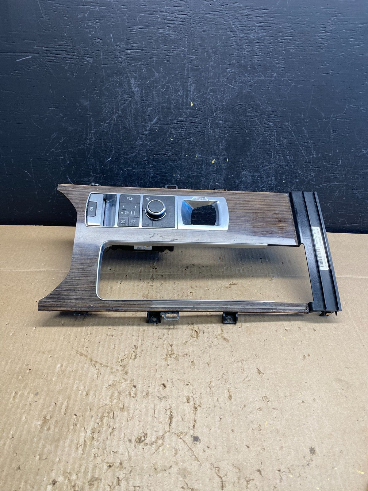 2014-2018 Land Range Rover Sport Center Console Shifter Traction Trim AC9137 DG2