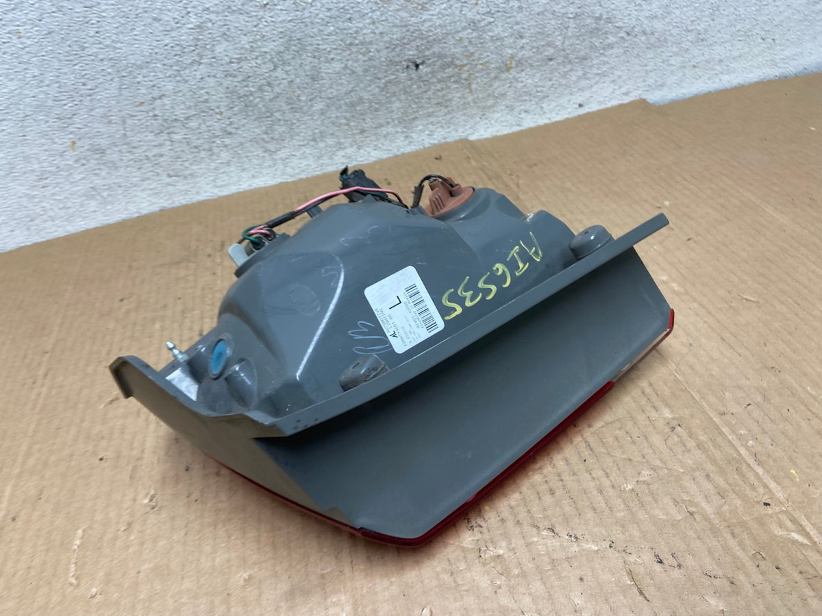 2011 to 2013 Kia Sorento Left Driver LH Side Tail Light AI6535 LK5