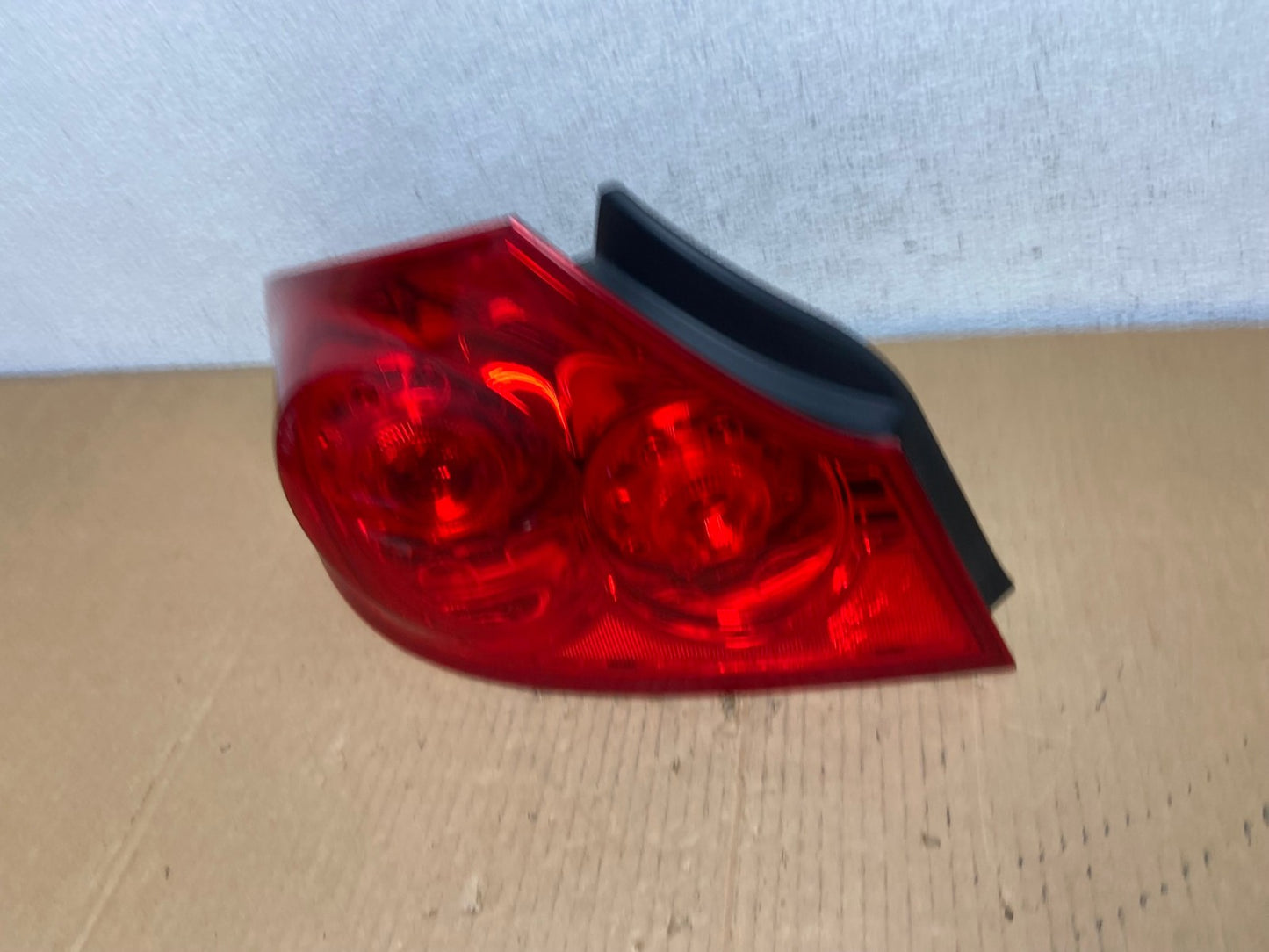 2007 to 2013 Infiniti G35 G37 Sedan Left Driver LH Side Tail Light AD0865 LK1