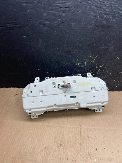 2006  Toyota Sienna Speedometer Cluster Gauge Z0270 DG4
