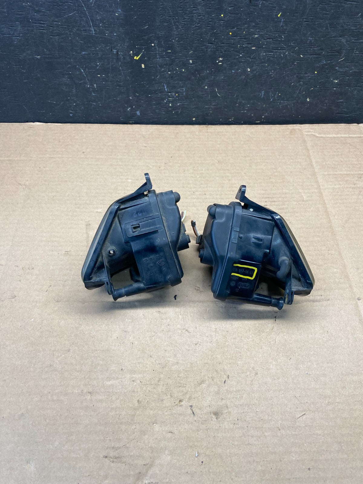 2006 to 2009 Audi A3 Left+Right Set Side Fog Lights OEM q2492 DG2