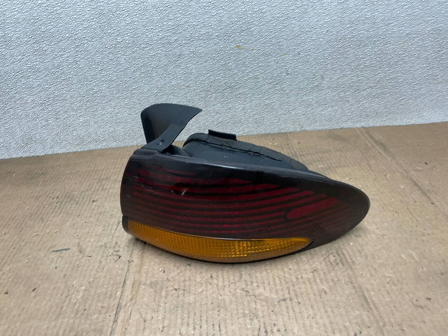 1996 to 1999 Pontiac Boneville Right Passenger Side Tail Light AA65470