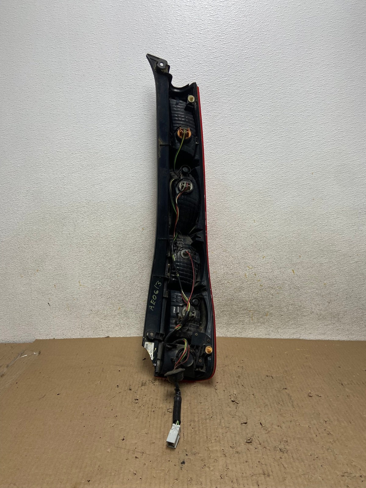2005 to 2006 Honda Cr-v Crv Left Driver LH Tail Light AH6040 LK7