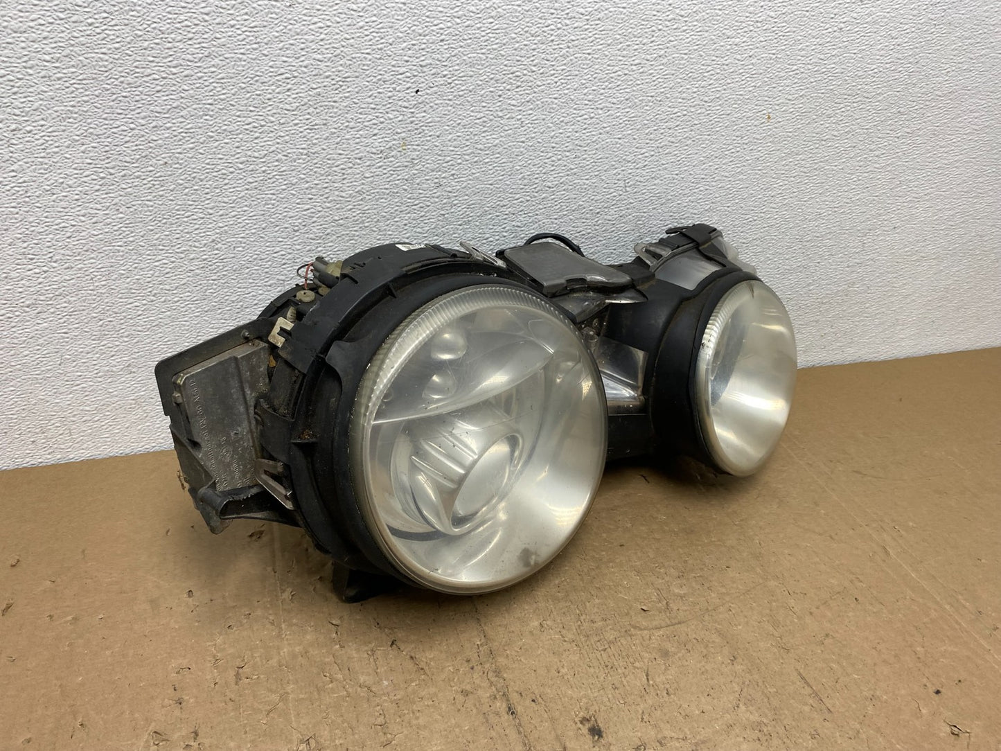 2003 to 2008 Jaguar S-Type Right Passenger Side Xenon HID Headlight OE AC7252 DG2
