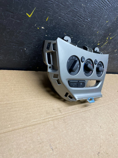 2013 2014 Ford Focus Ac Heater Climate Control Temperature Oem W6456 DG2