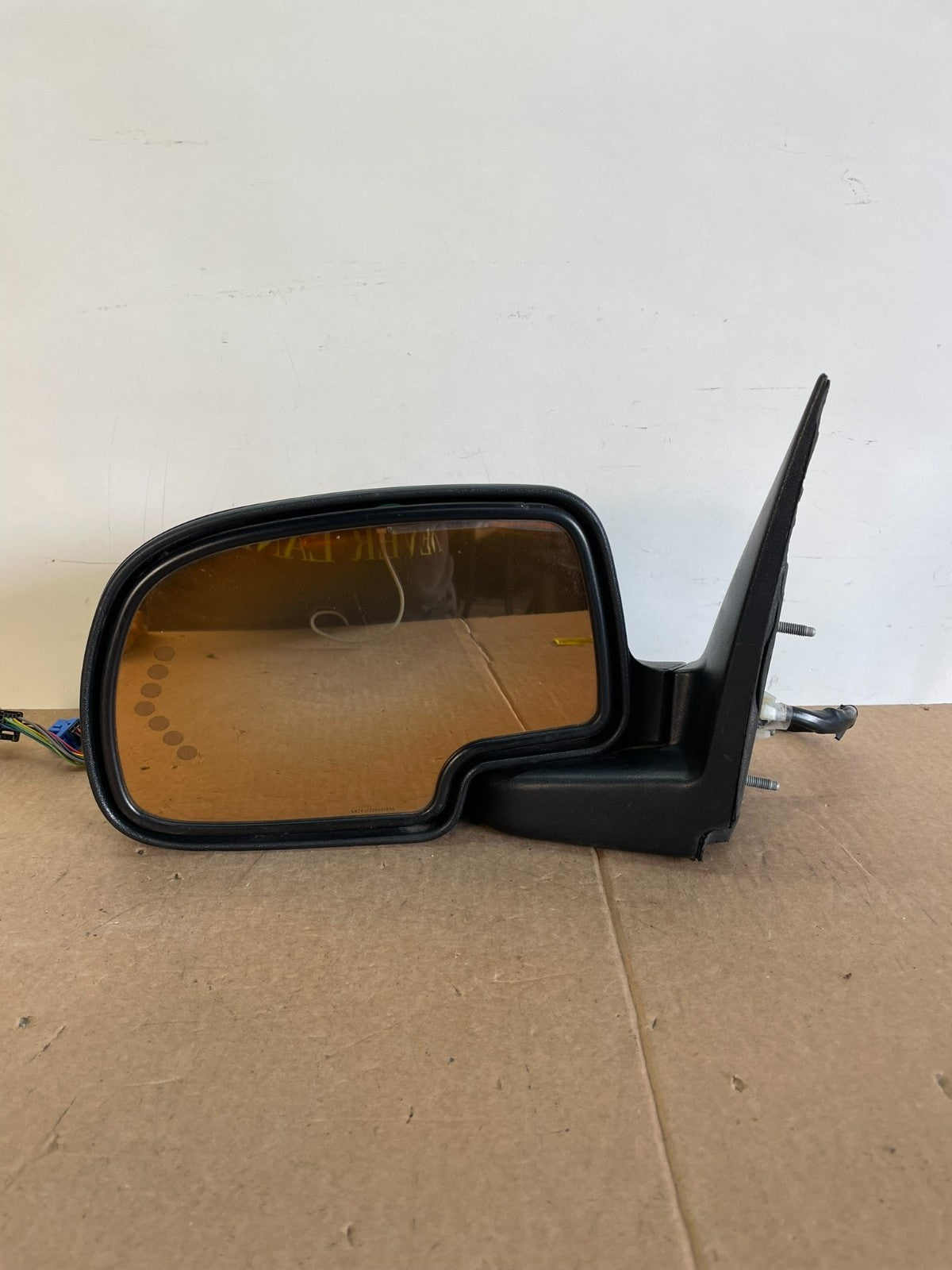 2003 to 2006 Gmc Yukon Left Driver LH Turn Signal View Door Mirror AH6208 DW8