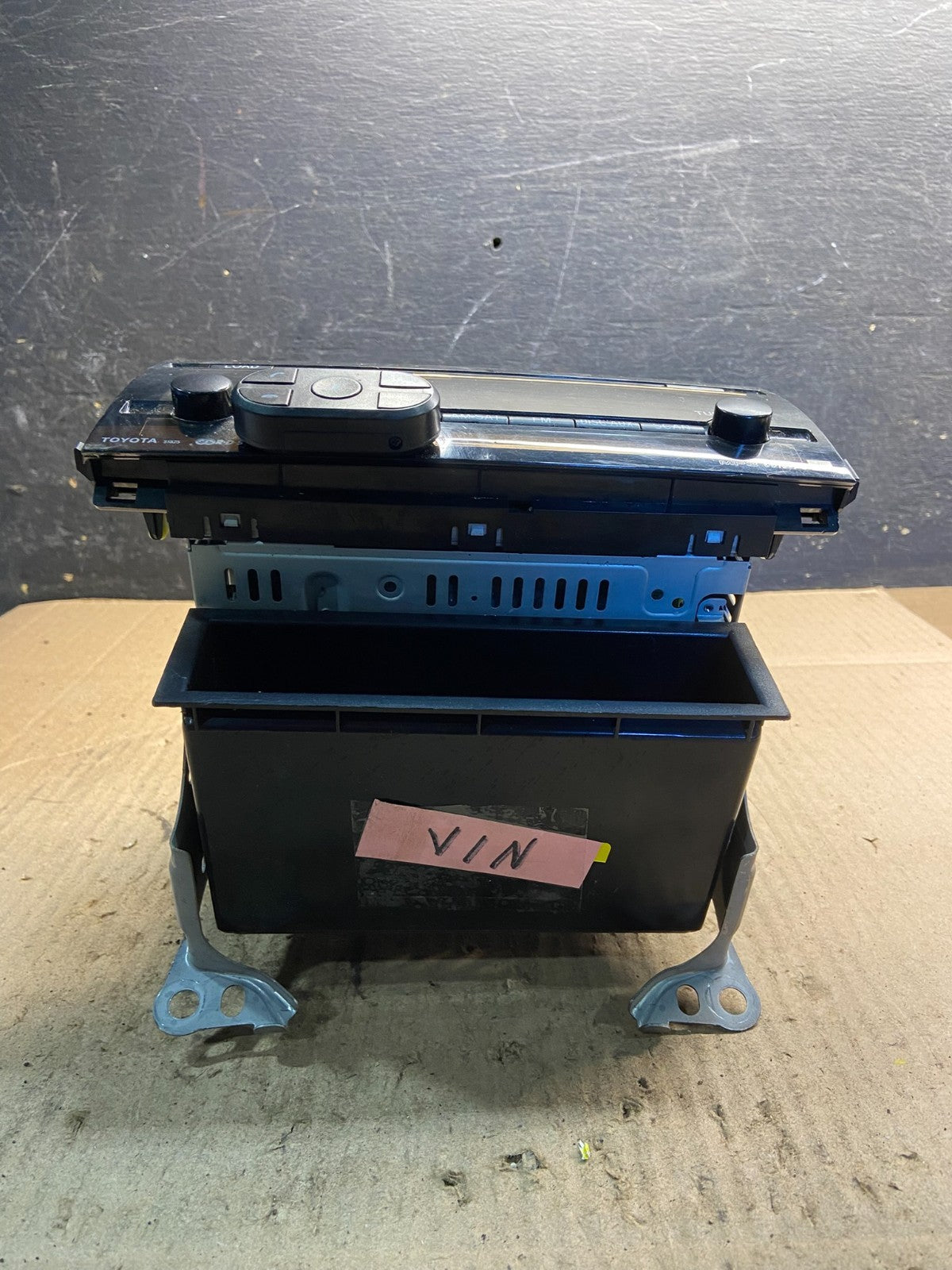 2006 to 2009 Toyota Prius OEM Radio AM/FM CD Player Oem Z0679 DG6