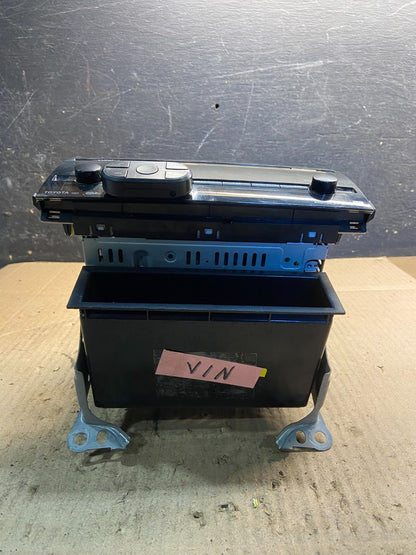 2006 to 2009 Toyota Prius OEM Radio AM/FM CD Player Oem Z0679 DG6