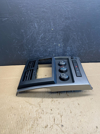 2008 to 2012 Jeep Liberty Dash Climate Temperature Control Radio Bezel AC9134 DG1