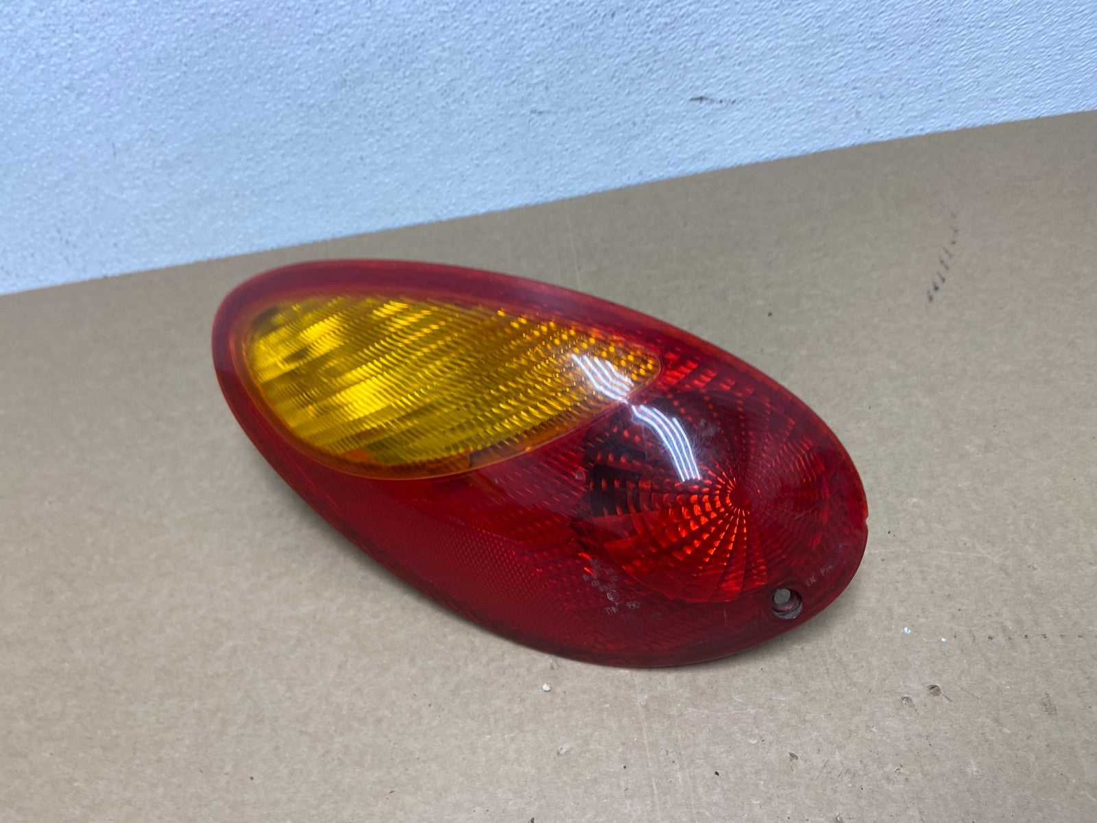 2001-2005 Chrysler PT Cruiser Left Driver LH Side Tail Light OEM AB9970 DW1