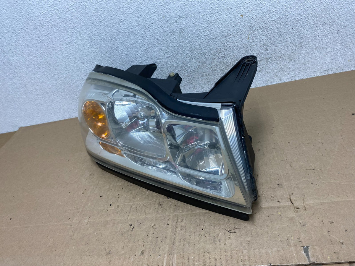 2006 to 2007 Saturn Vue Headlight Right Passenger Side Halogen AE6138 DW1