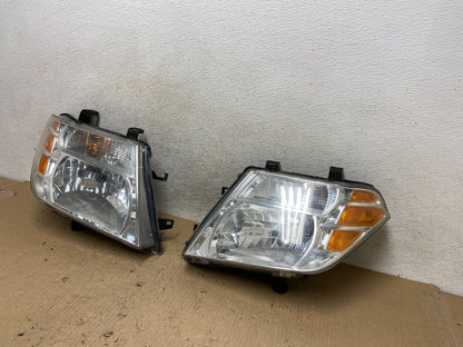 2008 to 2012 Nissan Pathfinder Halogen Headlights Left+Right AH5958 DW2