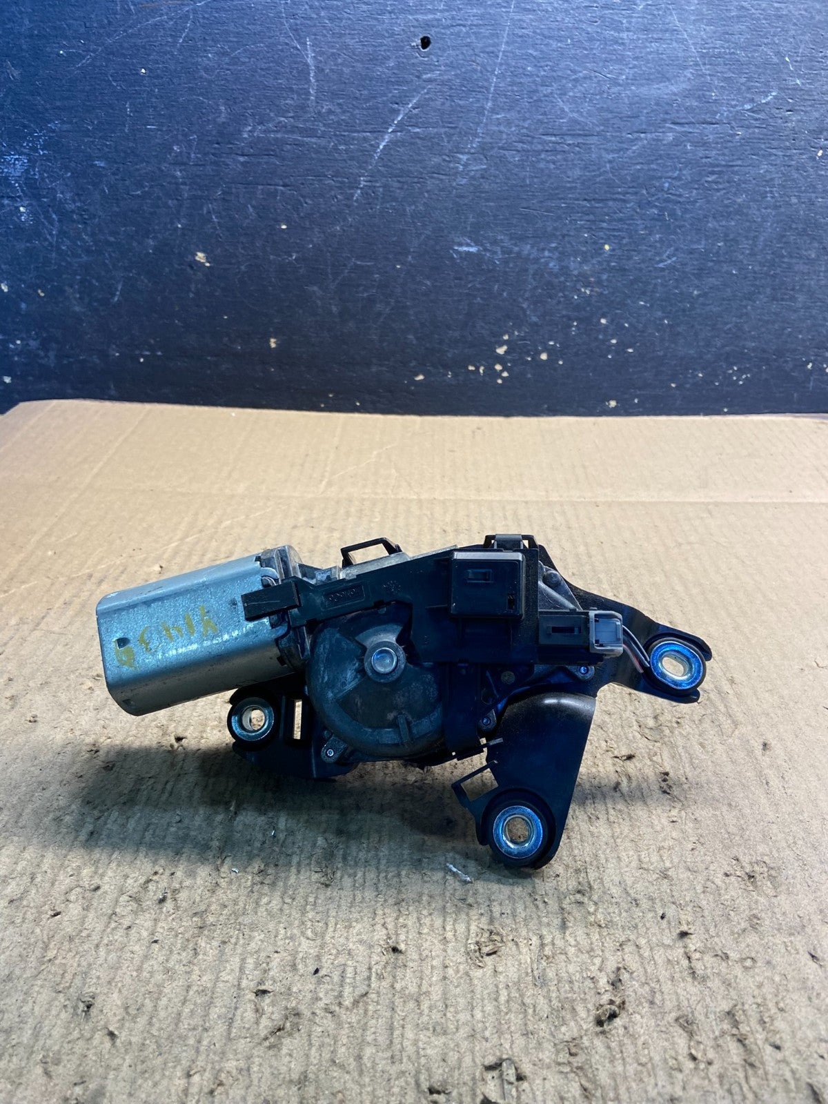 2013 to 2019 Ford Escape Rear Windshield Wiper Motor OEM Z21152