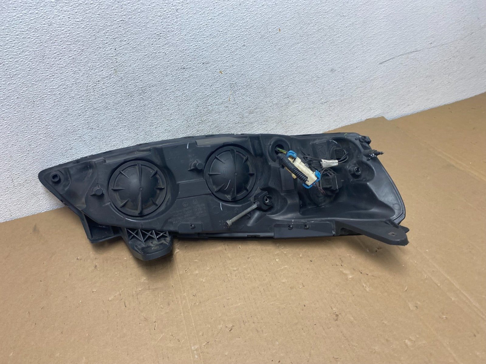 2005 to 2009 Pontiac G6 Headlight Left Driver LH Side Halogen AD7935 DW6