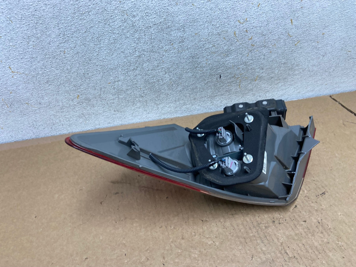 2013 to 2015 Honda Accord Sedan Left Driver LED Tail light AI3512 LK5