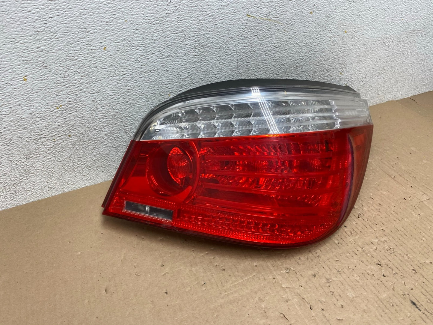 2008 2009 2010 BMW 5 525i 530i Right Passenger Rh Tail Side Light L3363 DW2