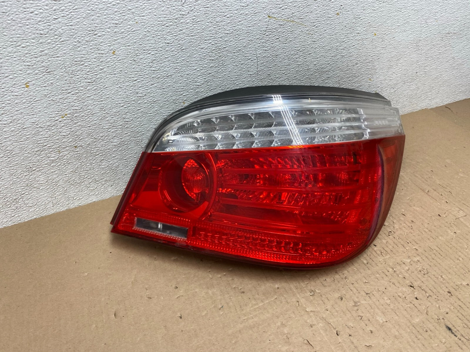 2008 2009 2010 BMW 5 525i 530i Right Passenger Rh Tail Side Light L3363 DW2