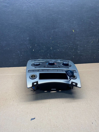 2005 2006 2007 Jeep Commander Grand Cherokee A/C Climate Control Bezel O3555 DG1