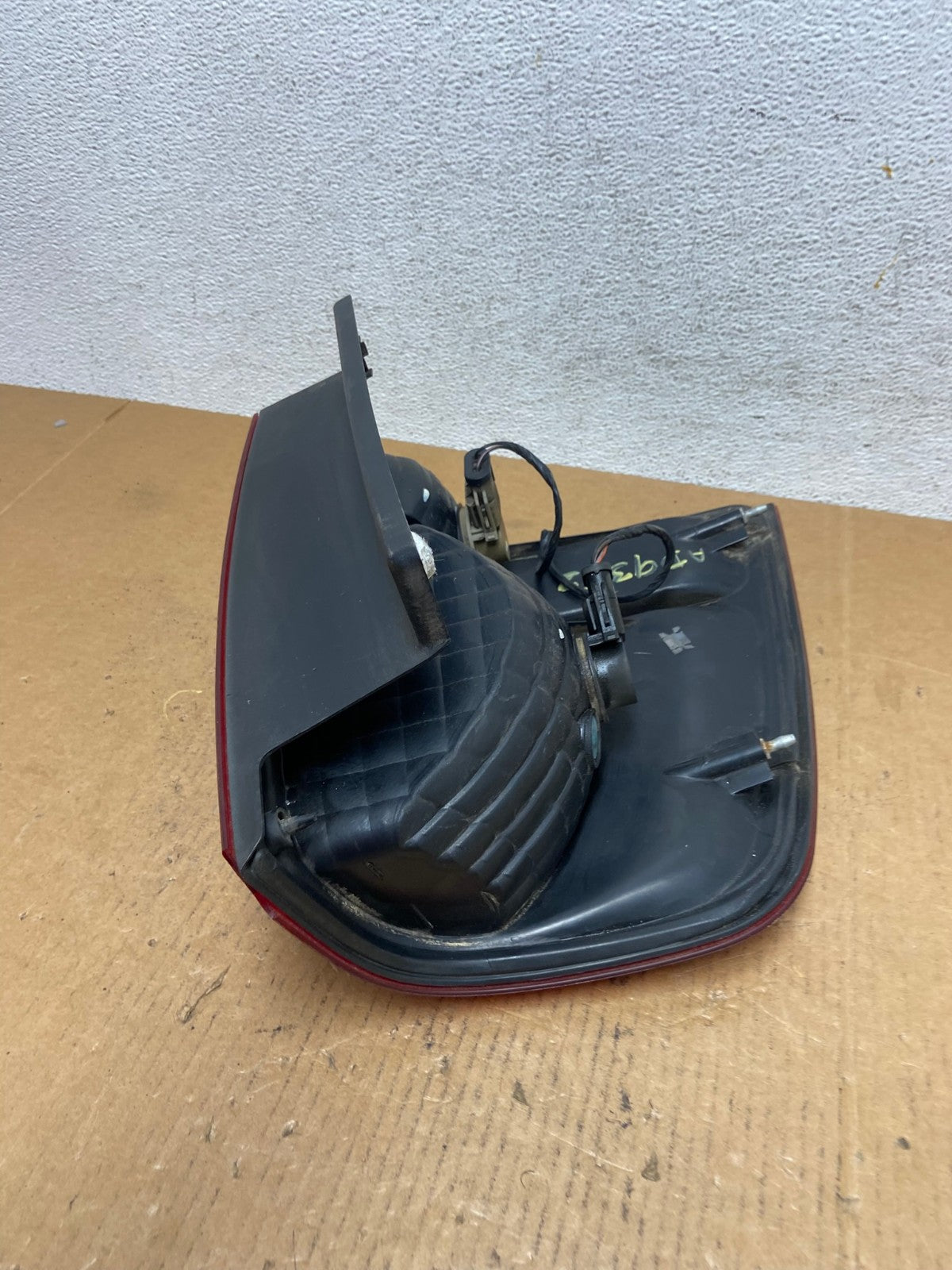 2003 2004 2005 2006 Ford Expedition Right Passenger Rh Tail light AD9352 LK7