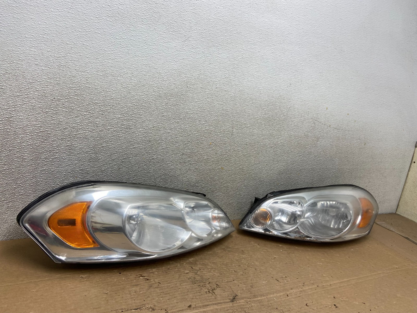 2006 - 2013 Chevrolet Impala Left+Right Set Headlights Halogen AB4891 DW2