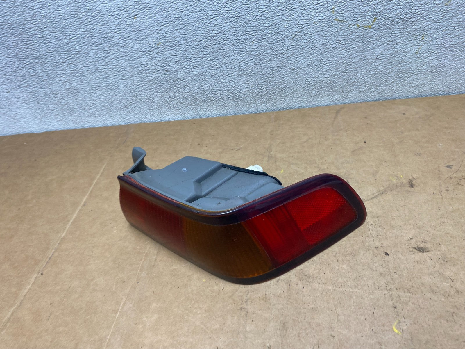 1997 1998 1999 Toyota Camry Tail Light Right Passenger Rh Side Oem X3773 DW1