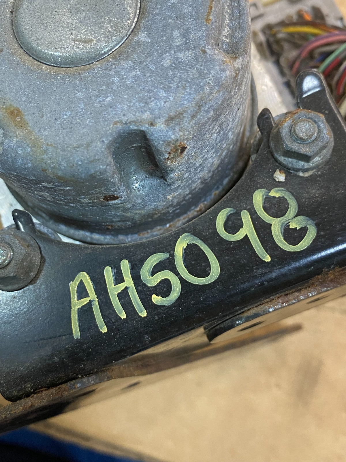 2005 2006 Toyota Tundra ABS Brake Pump Anti Lock Module AH5098 DG7
