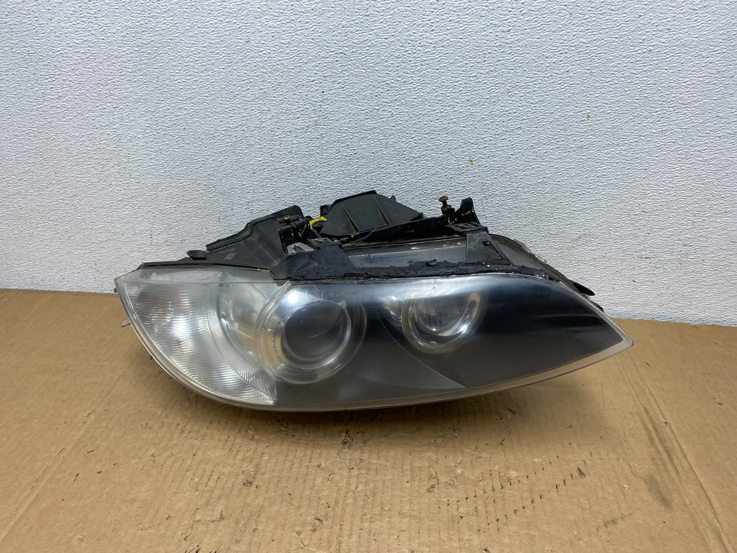 2007-2010 BMW 3-Series Coupe 335i Right Passenger Headlight Xenon HID AD1063 DW0