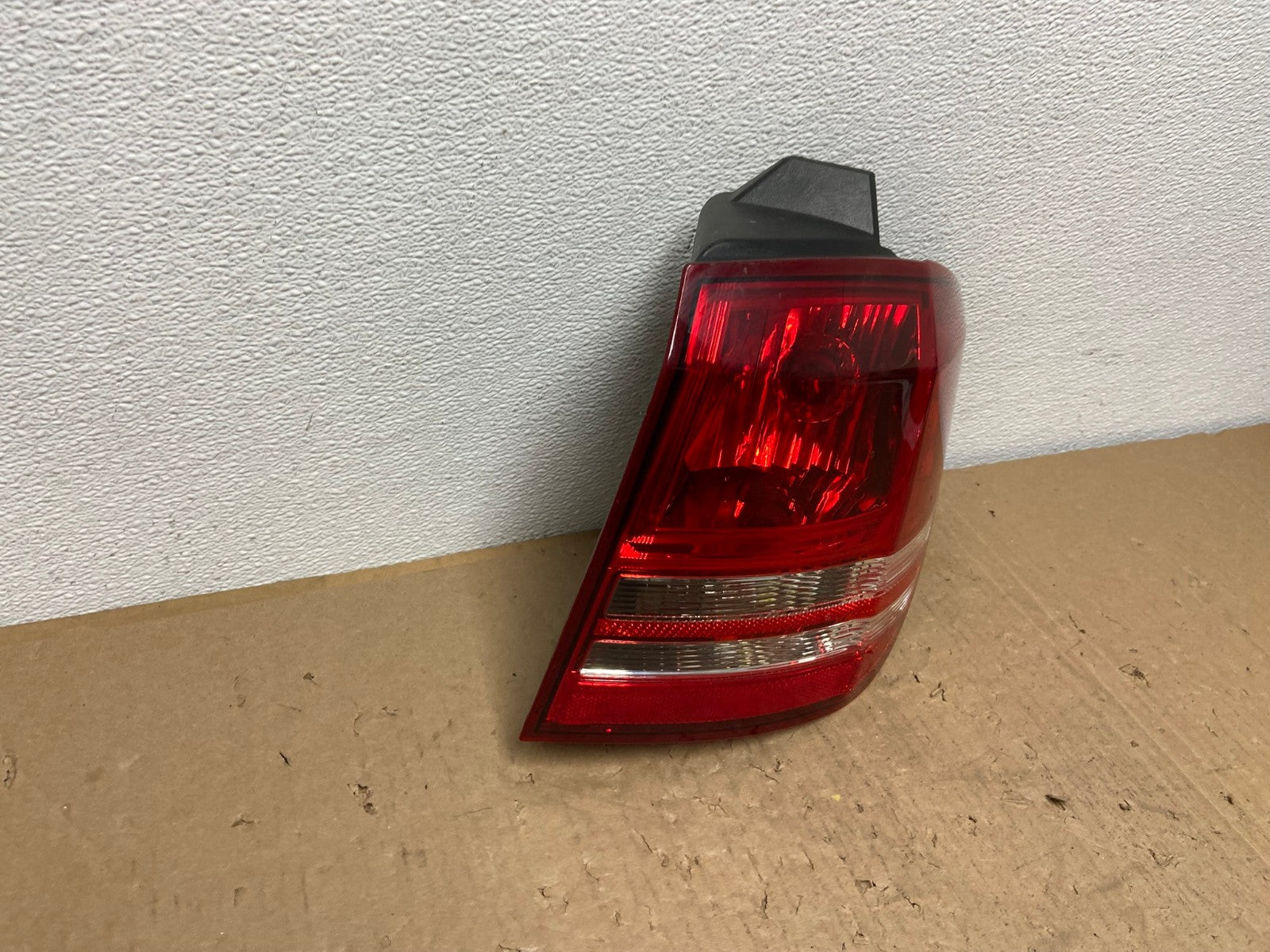 2009 - 2011 Dodge Journey Right Passenger Side Tail Light DEPO AB6717 LK2
