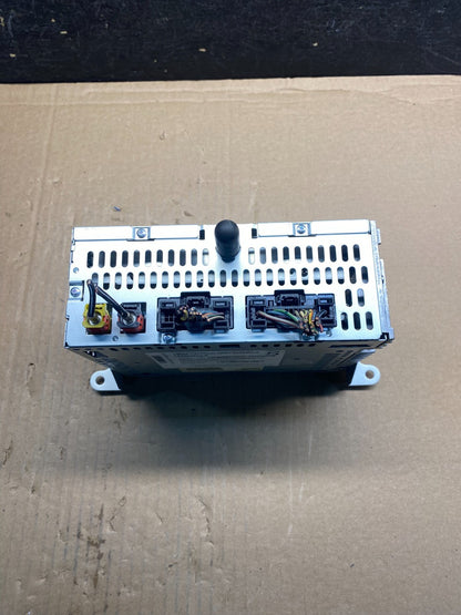 2011 to 2013 Ford Explorer Audio Equipment Radio Receiver AM FM CD AE7930 DG5