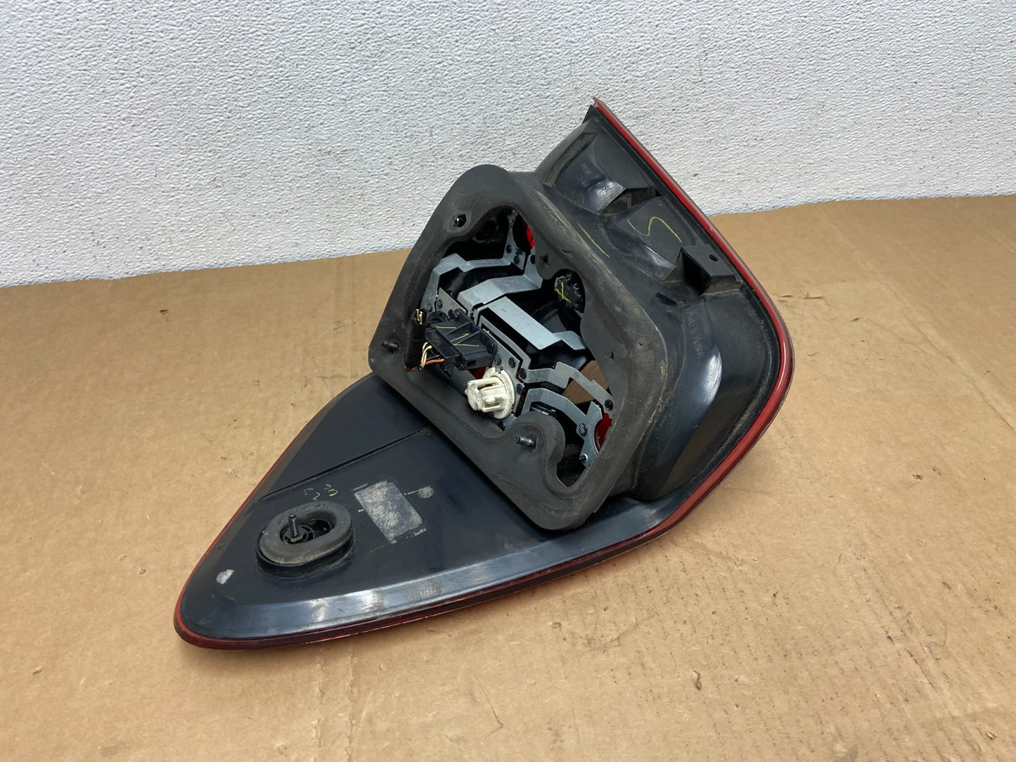 2009 to 2011 Mercedes ML350 ML-Class Left Driver Side Tail Light AC8491 DW5