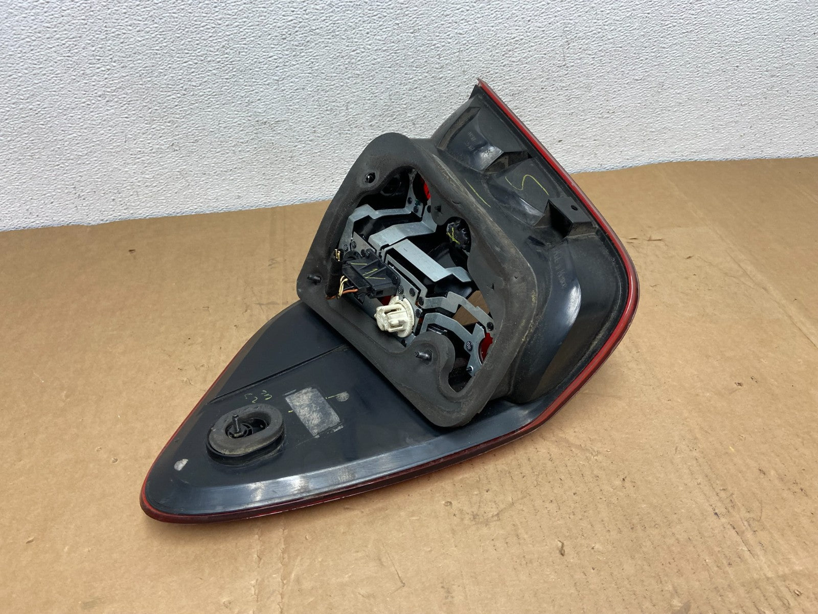 2009 to 2011 Mercedes ML350 ML-Class Left Driver Side Tail Light AC8491 DW5