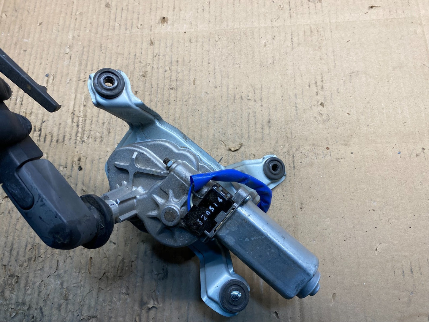 2011 - 2013 Kia Sorento Rear Glass Windshield Wiper Motor y1373 DG5