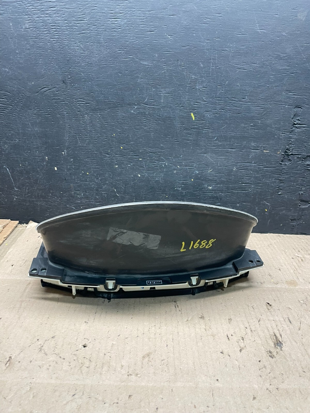 2003 to 2007 Chevrolet Express Speedometer Cluster Gauge L1688 OEM DG4