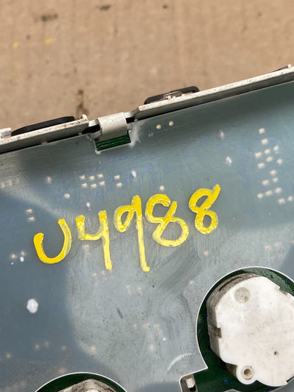 2006 to 2011 Ford Crown Victoria Speedometer Cluster Gauge u4988 DG8