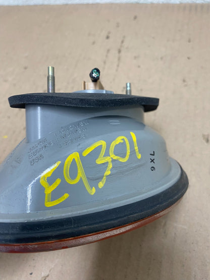 1998-1999 Lexus GS300 Left Driver LH SIde Inner Tail Light OEM E93015