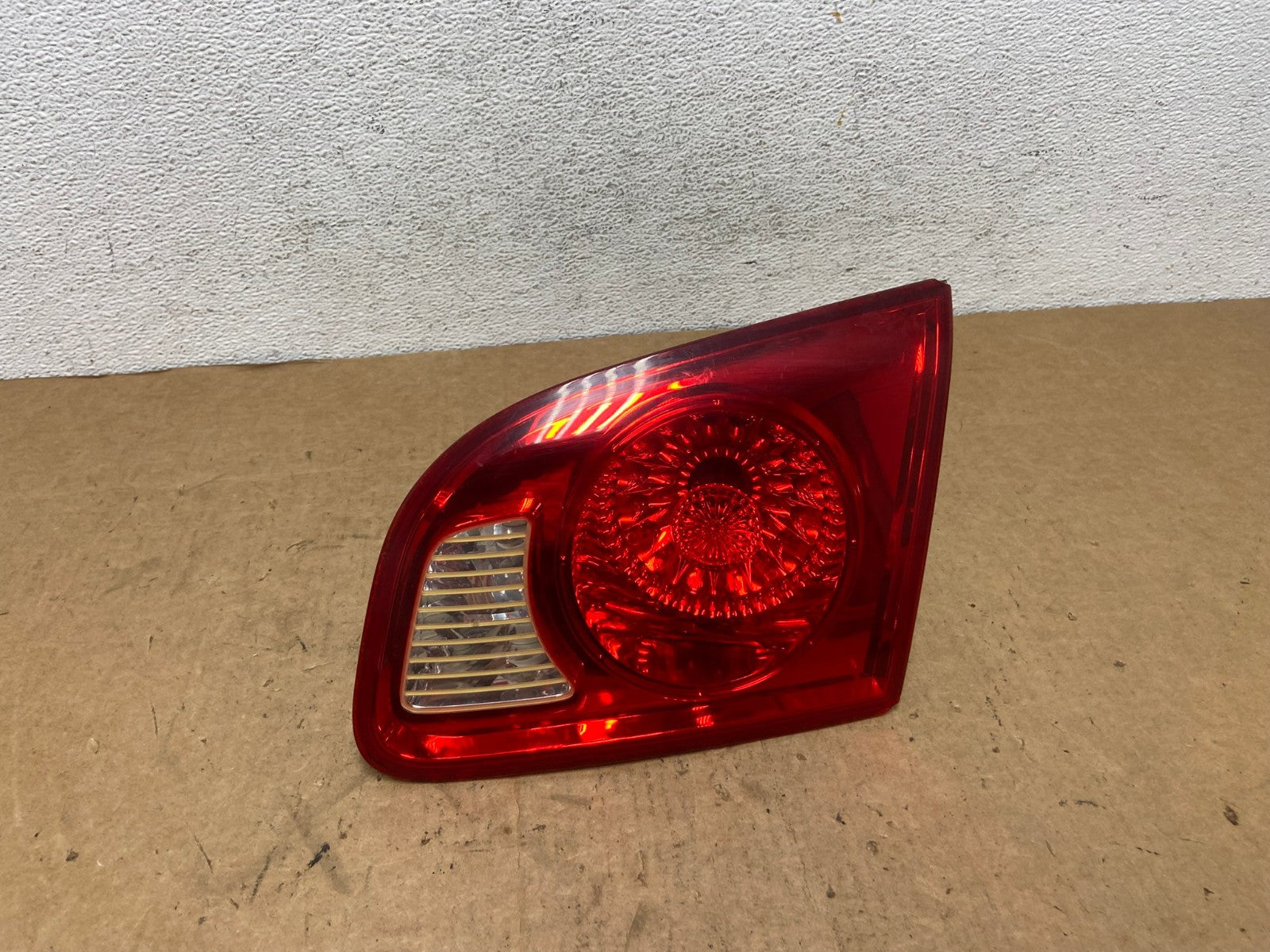 2007 2008 2009 Hyundai Santa Fe Right Passenger Tail Light Inner AD5173 LK0